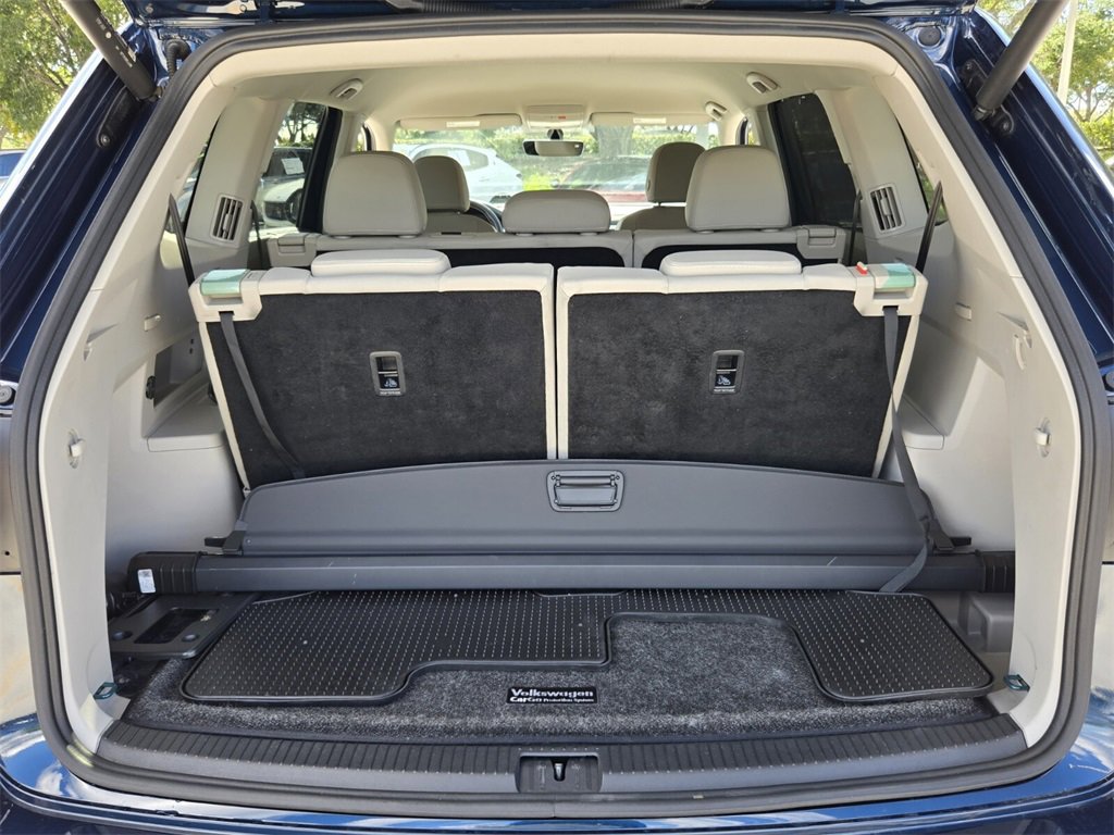 Used 2023 Volkswagen Atlas SE w/ Black Wheel Package image 14