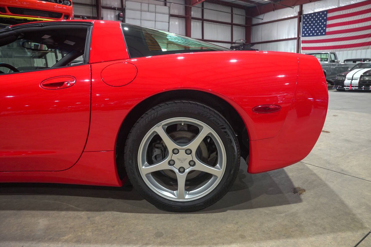 Used 2001 Chevrolet Corvette Coupe RWD image 5