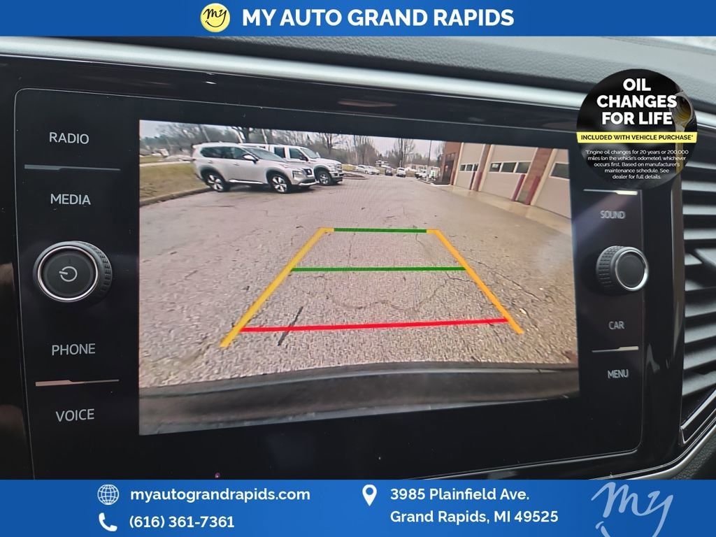 Used 2022 Volkswagen Atlas Cross Sport SE image 66