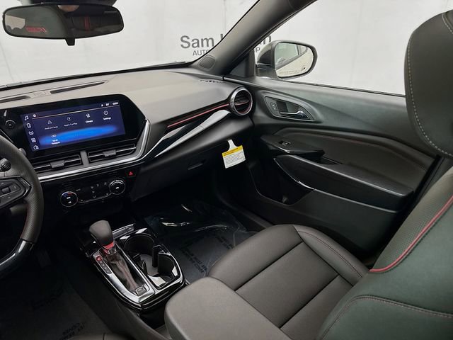 New 2026 Chevrolet Trax RS w/ Sunroof Package image 25