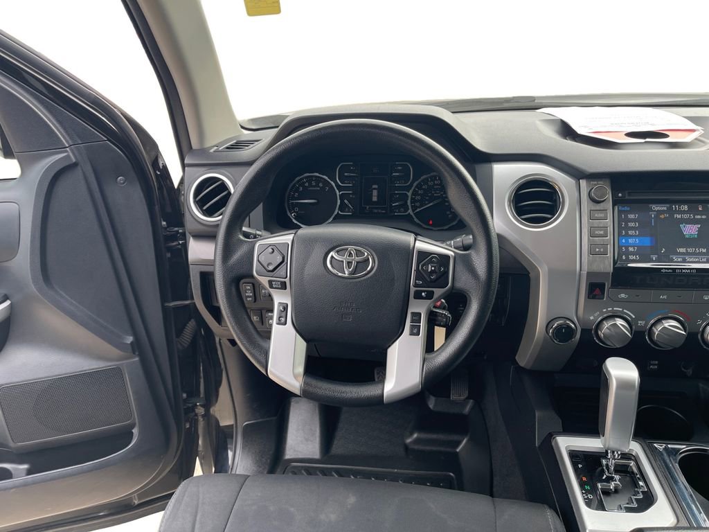 Used 2018 Toyota Tundra SR5 w/ SR5 Upgrade Package image 12