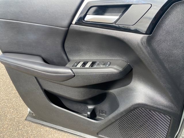 Used 2024 Mitsubishi Outlander SE image 14