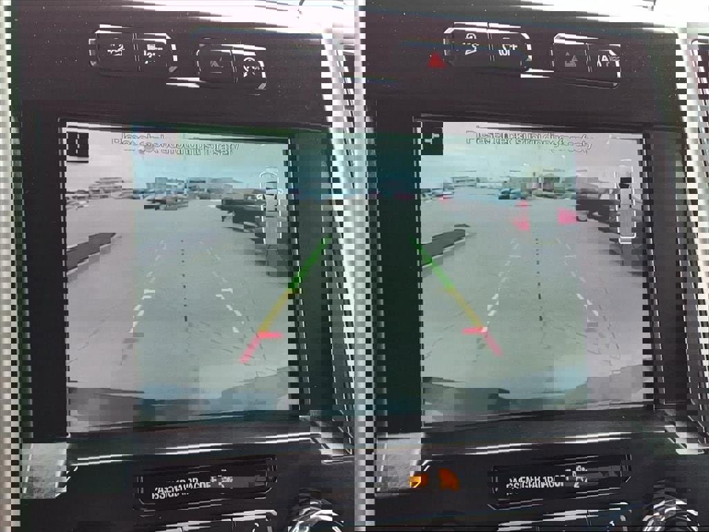 Used 2017 Ford F150 Lariat w/ Equipment Group 501A Mid image 20