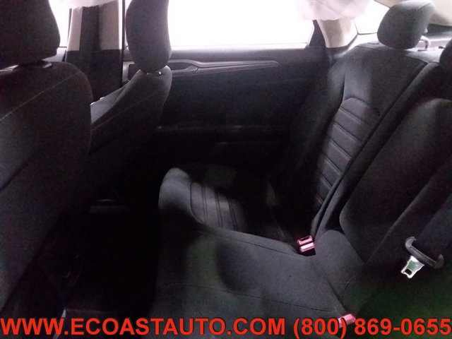 Used 2019 Ford Fusion SE image 13