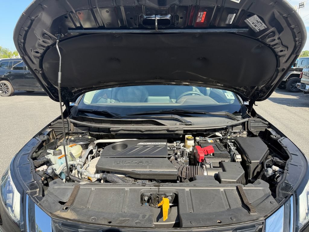 Used 2023 Nissan Rogue SV AWD/4WD image 14