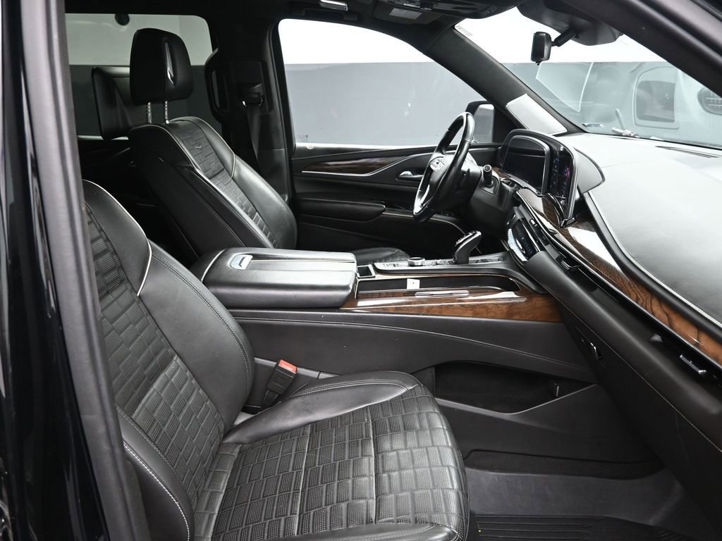 Used 2021 Cadillac Escalade Premium Luxury Platinum AWD/4WD image 43