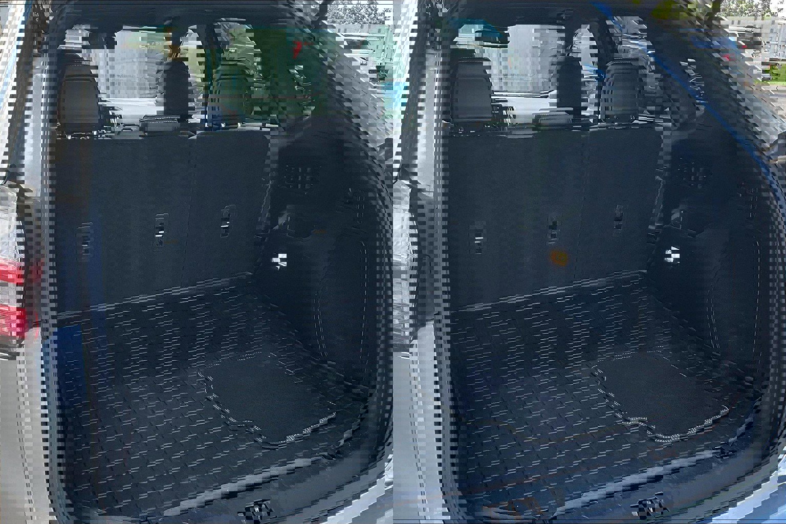 Used 2022 Ford Edge ST w/ Equipment Group 401A AWD/4WD image 19