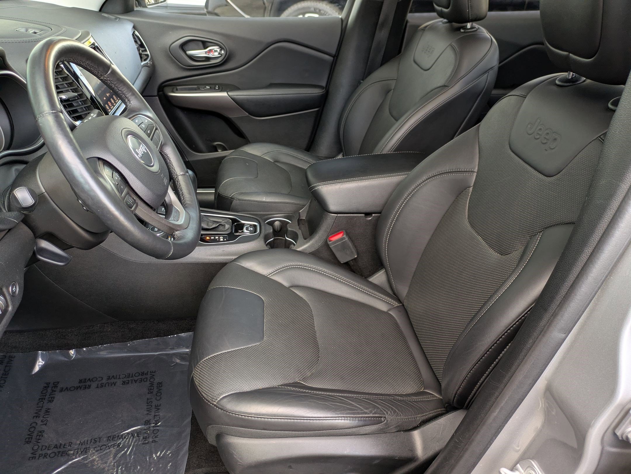 Used 2019 Jeep Cherokee Limited image 21
