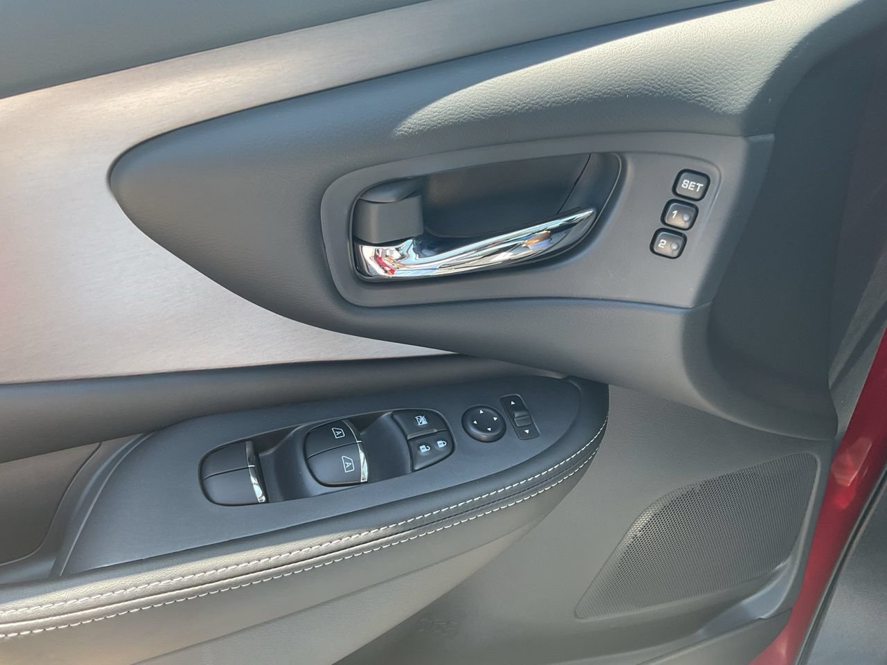 Used 2024 Nissan Murano SL FWD image 16