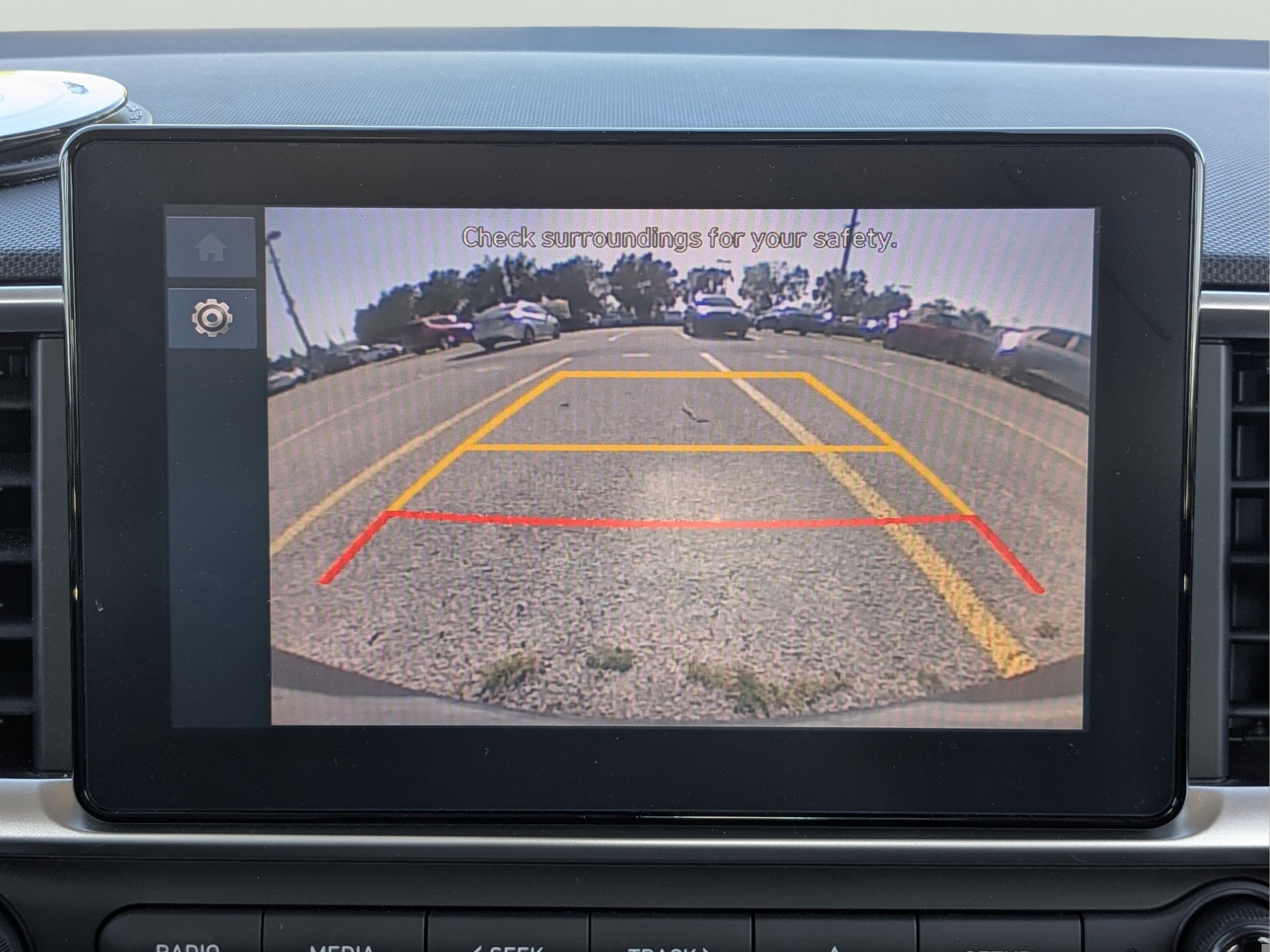 Certified 2024 Hyundai Venue SEL FWD image 22