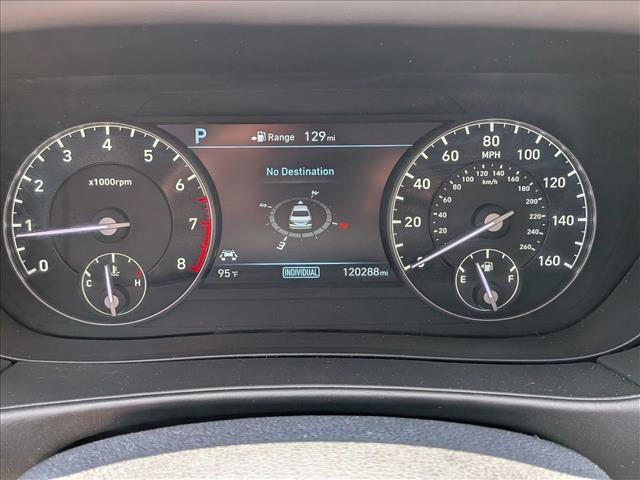 Used 2019 Genesis G90 5.0 Ultimate RWD image 11