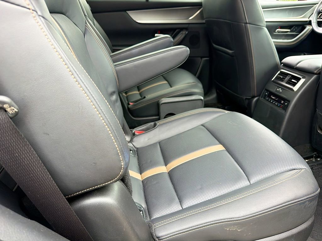 Used 2024 MAZDA CX-90 Plug-In Hybrid w/ Premium Plus AWD/4WD image 32