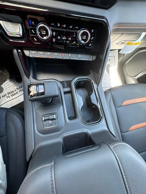 New 2026 GMC Sierra 1500 AT4 w/ Technology Package AWD/4WD image 27