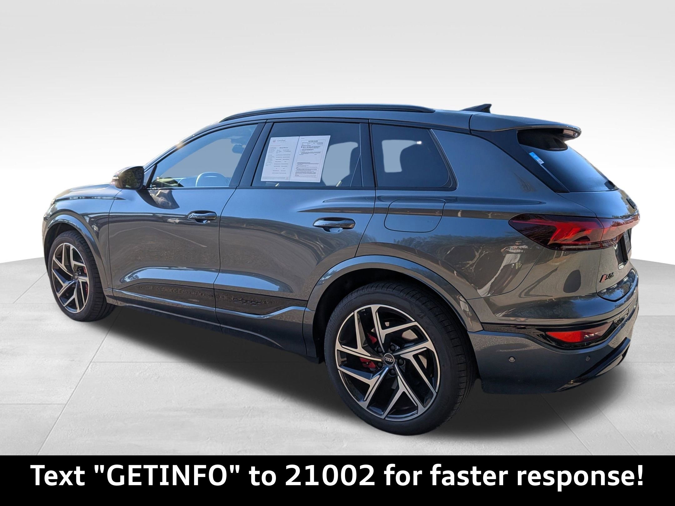 Used 2025 Audi SQ6 e-tron Prestige w/ 21" Black Optic Wheel Package image 6
