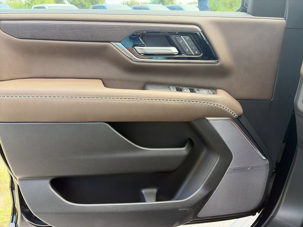 New 2026 GMC Yukon XL Denali Ultimate AWD/4WD image 28