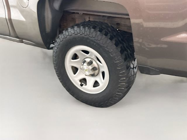 Used 2015 Chevrolet Silverado 1500 W/T AWD/4WD image 27