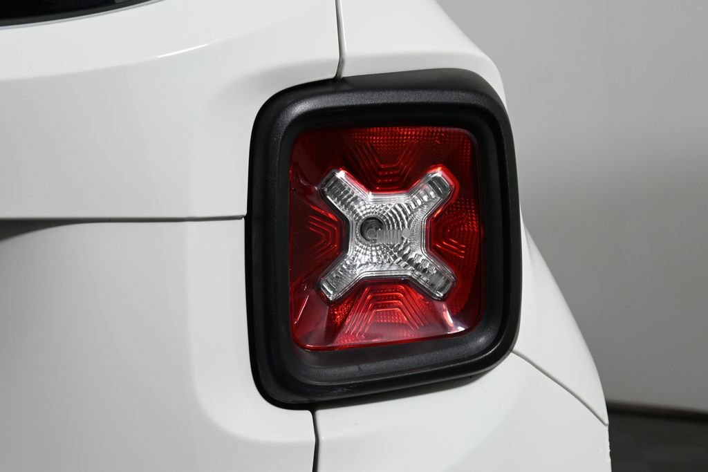 Used 2022 Jeep Renegade Limited w/ Sun, Sound & Wheels Group image 13