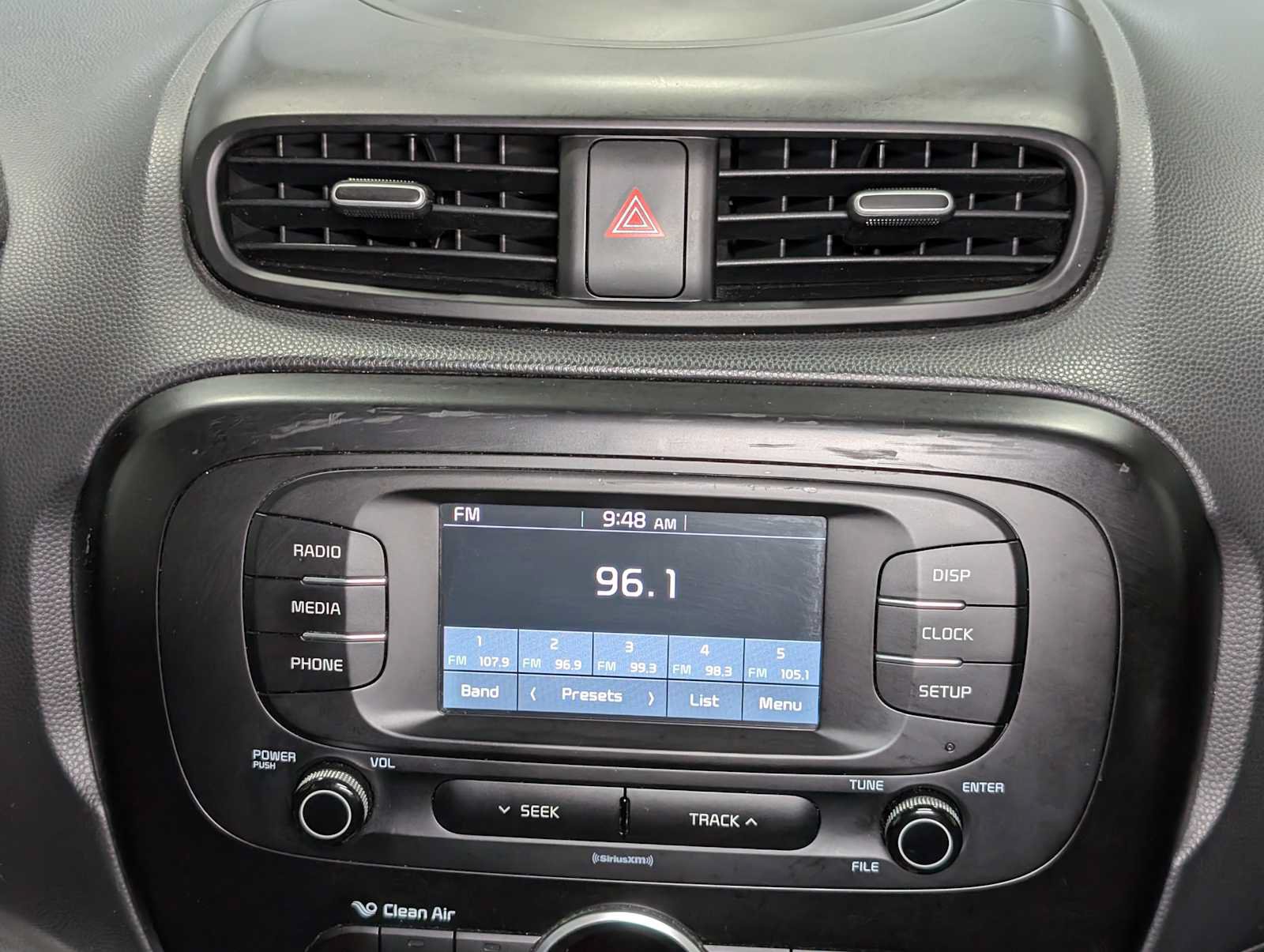 Used 2017 Kia Soul + FWD image 18