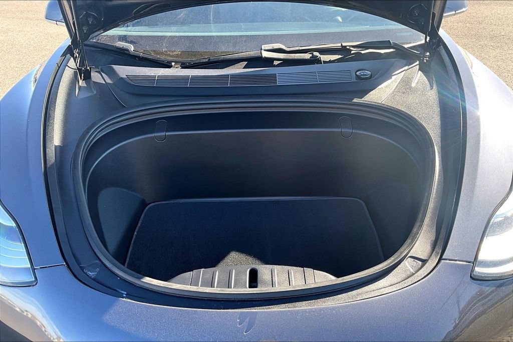 Used 2018 Tesla Model 3 Performance AWD/4WD image 9