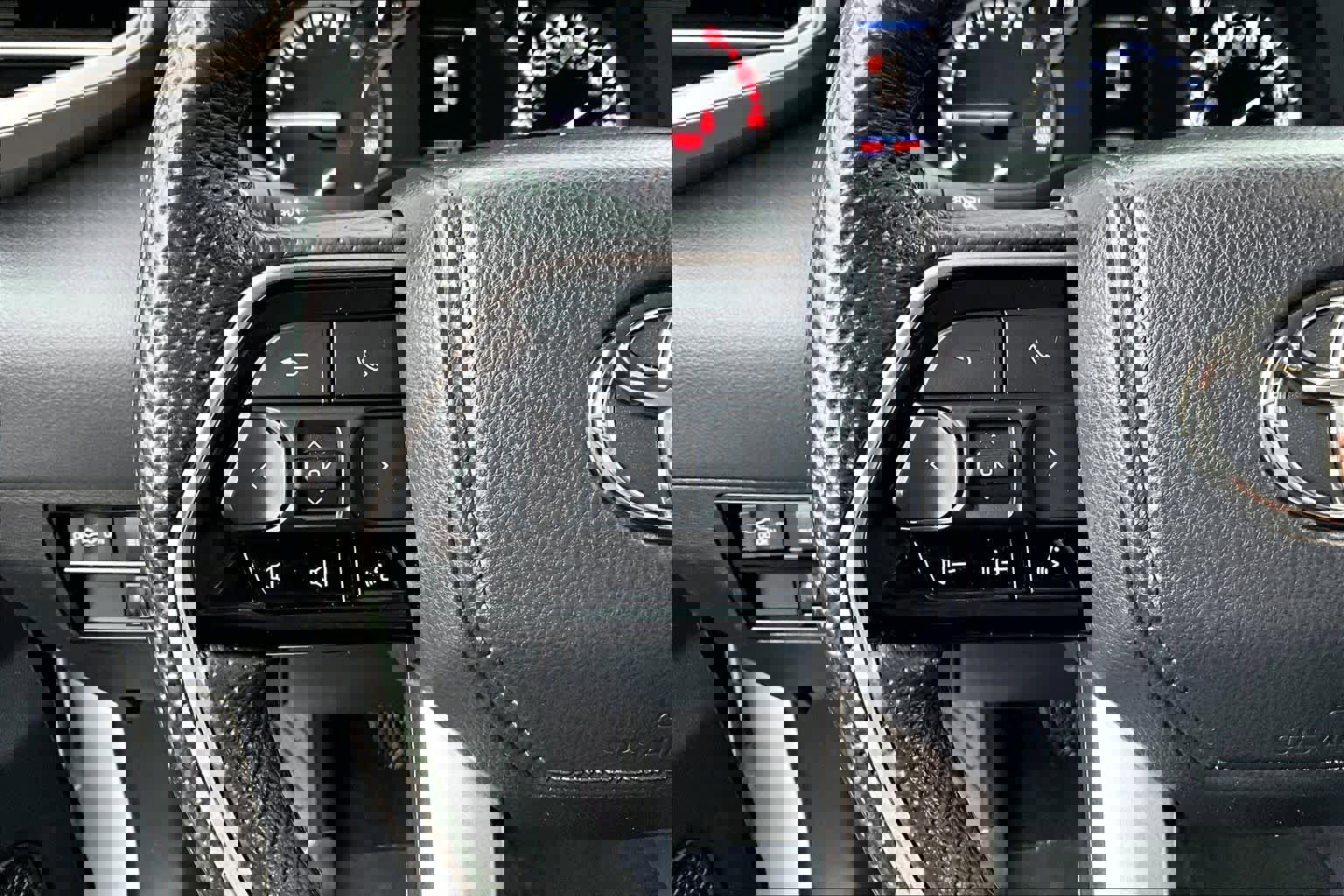 Used 2023 Toyota Tundra Limited image 22