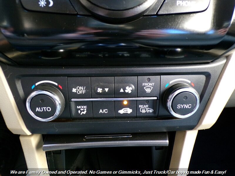 Used 2014 Acura ILX w/ Technology Package image 39