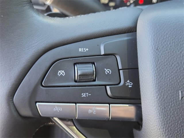 New 2025 Cadillac XT6 Luxury image 22