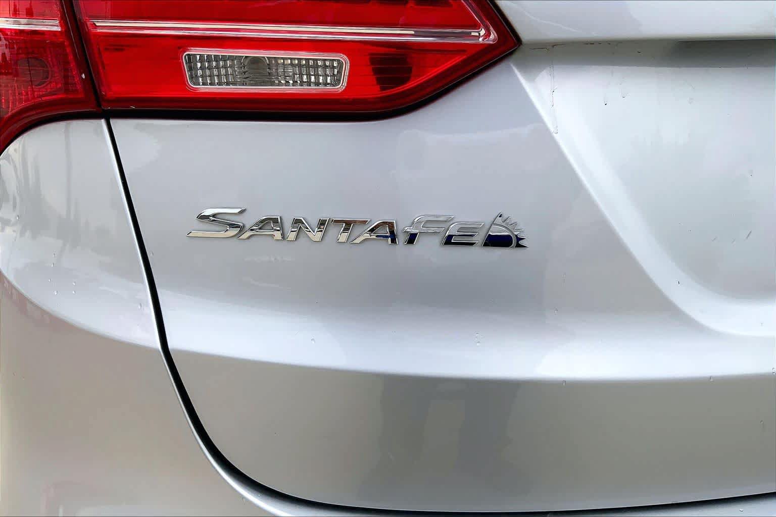 Used 2016 Hyundai Santa Fe Sport 2.0T w/ Option Group 05 FWD image 33
