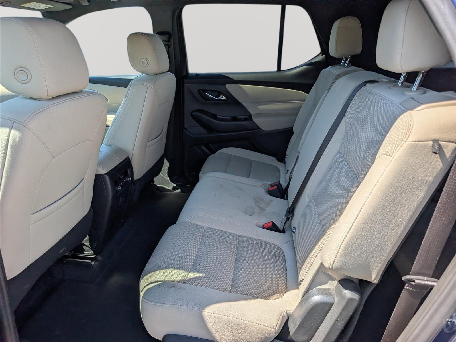 Used 2023 Chevrolet Traverse LS AWD/4WD image 16