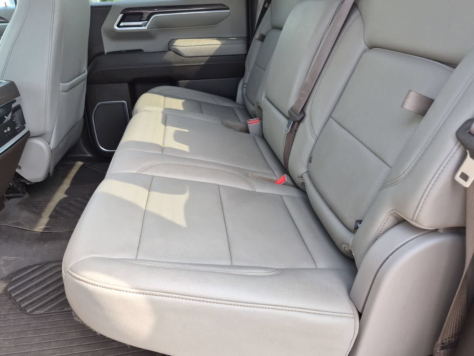 Used 2022 Chevrolet Silverado 1500 LTZ AWD/4WD image 18