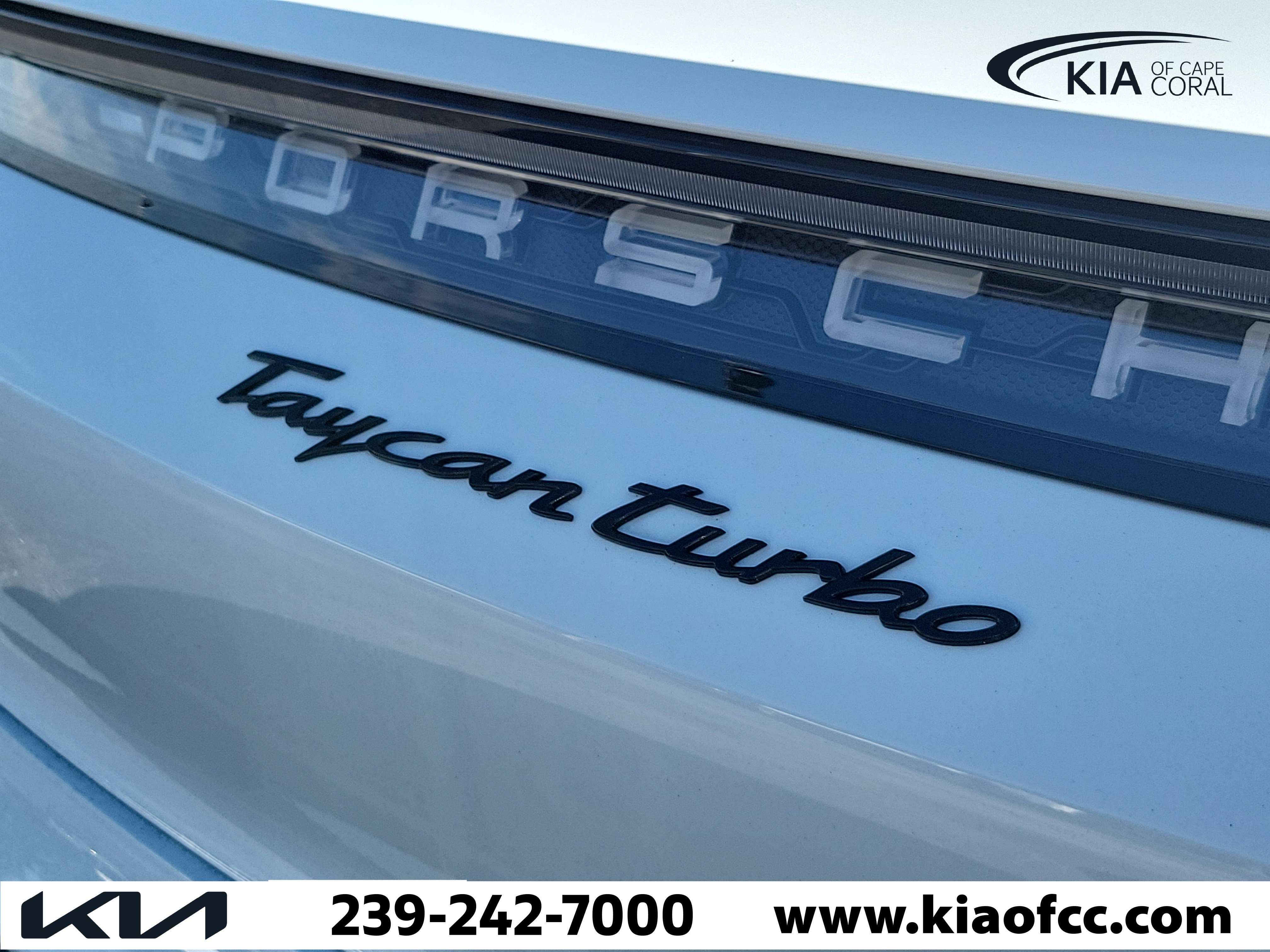 Used 2020 Porsche Taycan Turbo AWD/4WD image 10