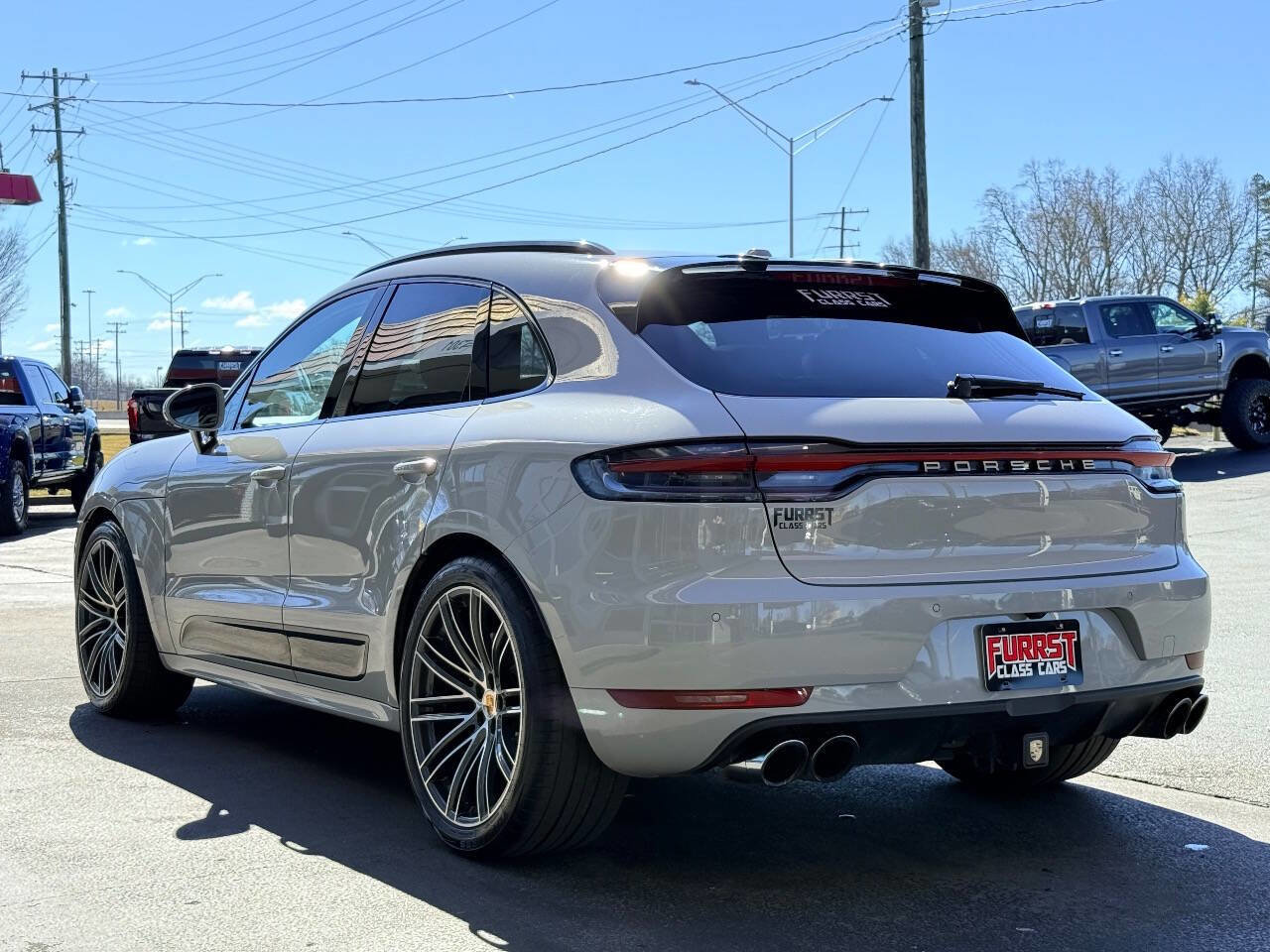 Used 2020 Porsche Macan Turbo image 5