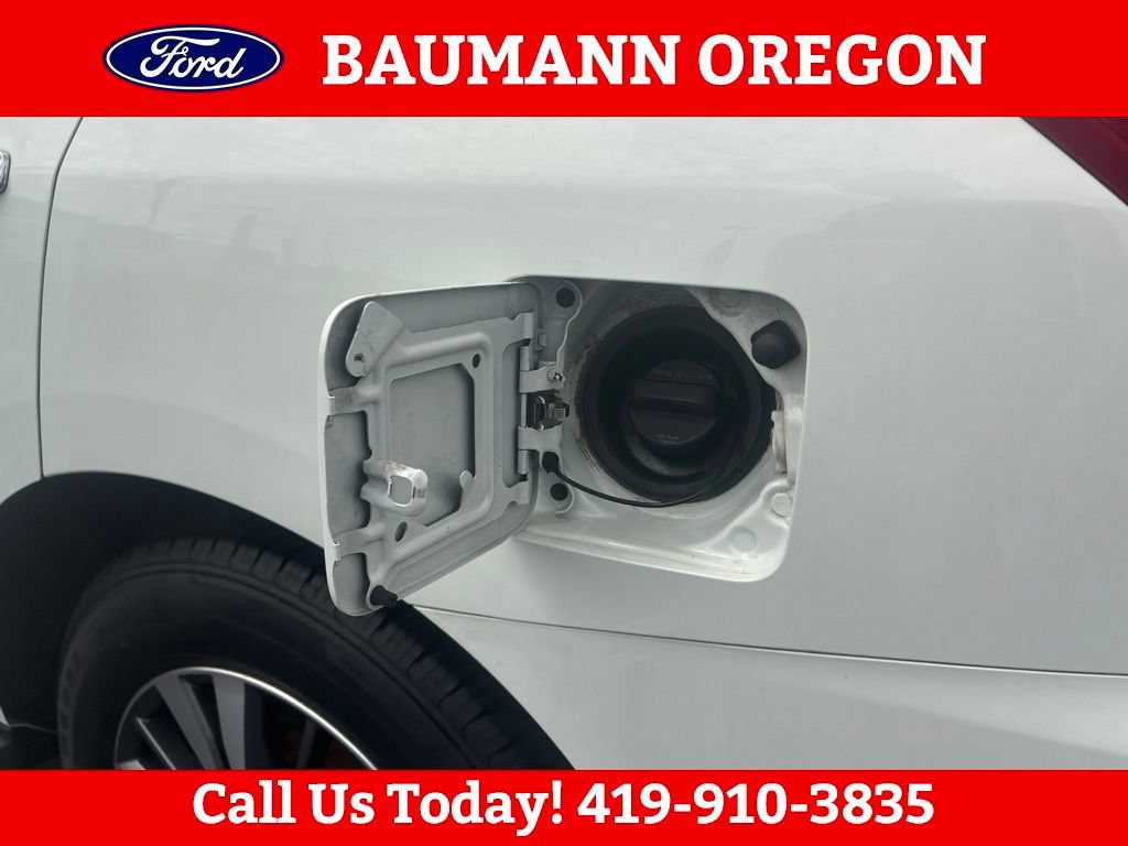 Used 2017 Nissan Pathfinder SV FWD image 13