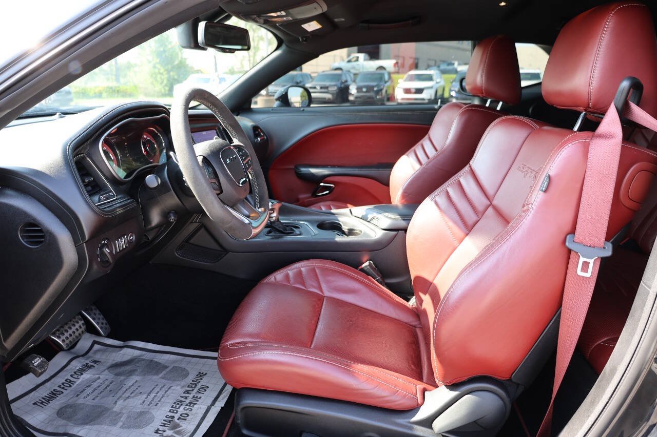 Used 2023 Dodge Challenger SRT Hellcat RWD image 13