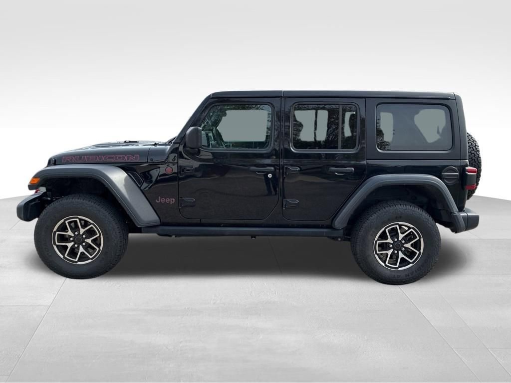 Used 2024 Jeep Wrangler Unlimited Rubicon image 2