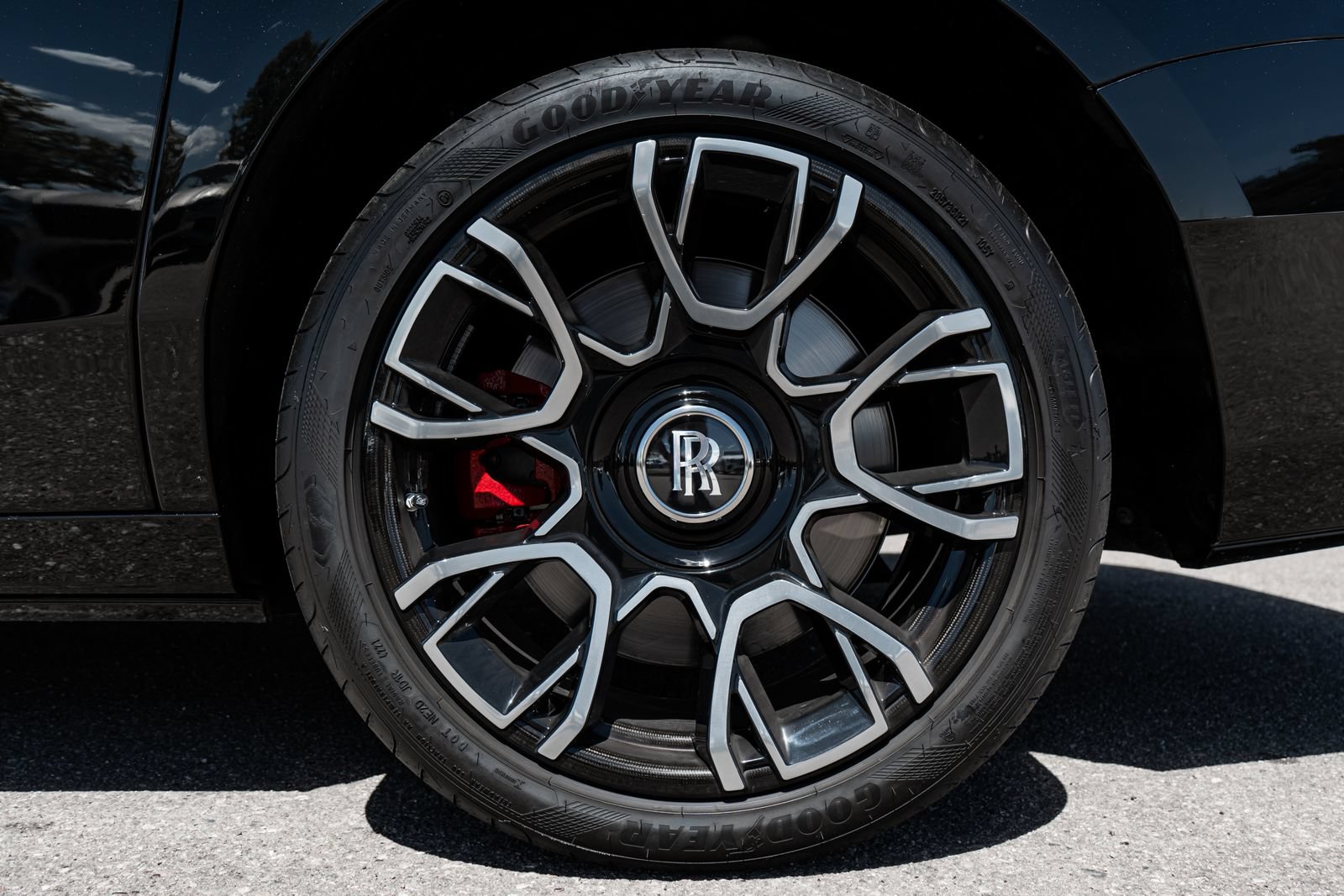 Used 2022 Rolls-Royce Ghost Black Badge AWD/4WD image 7