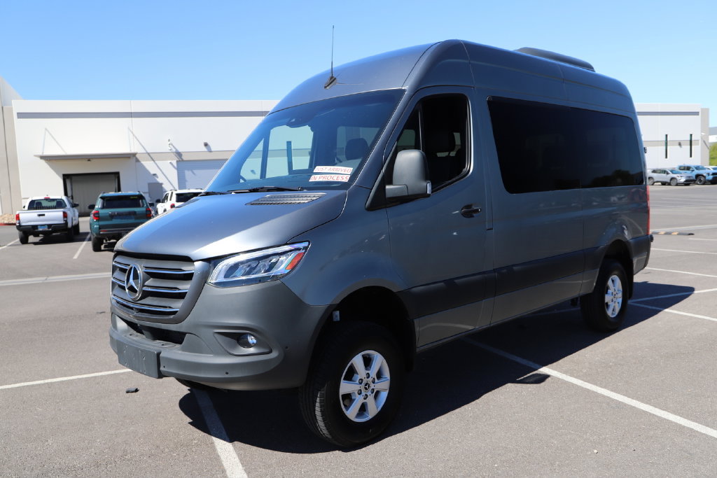 Used 2023 Mercedes-Benz Sprinter 2500 image 4