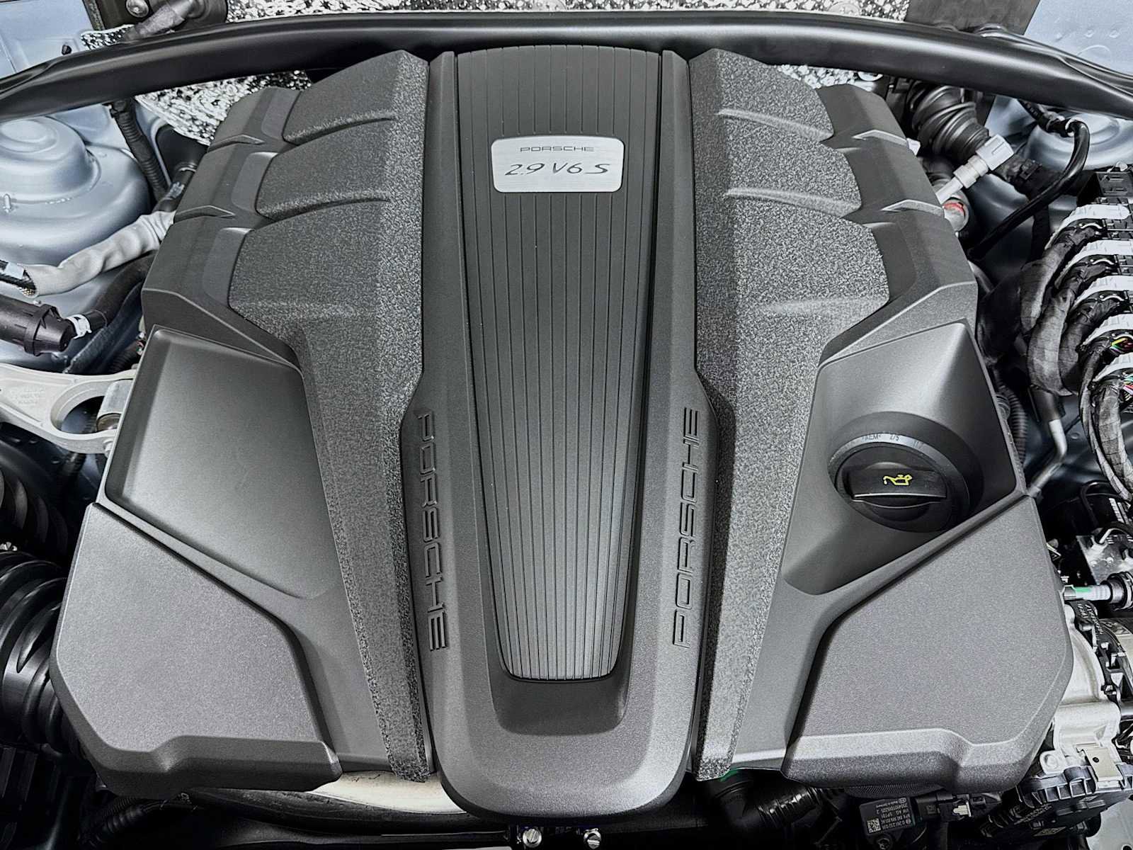 New 2025 Porsche Macan S image 32