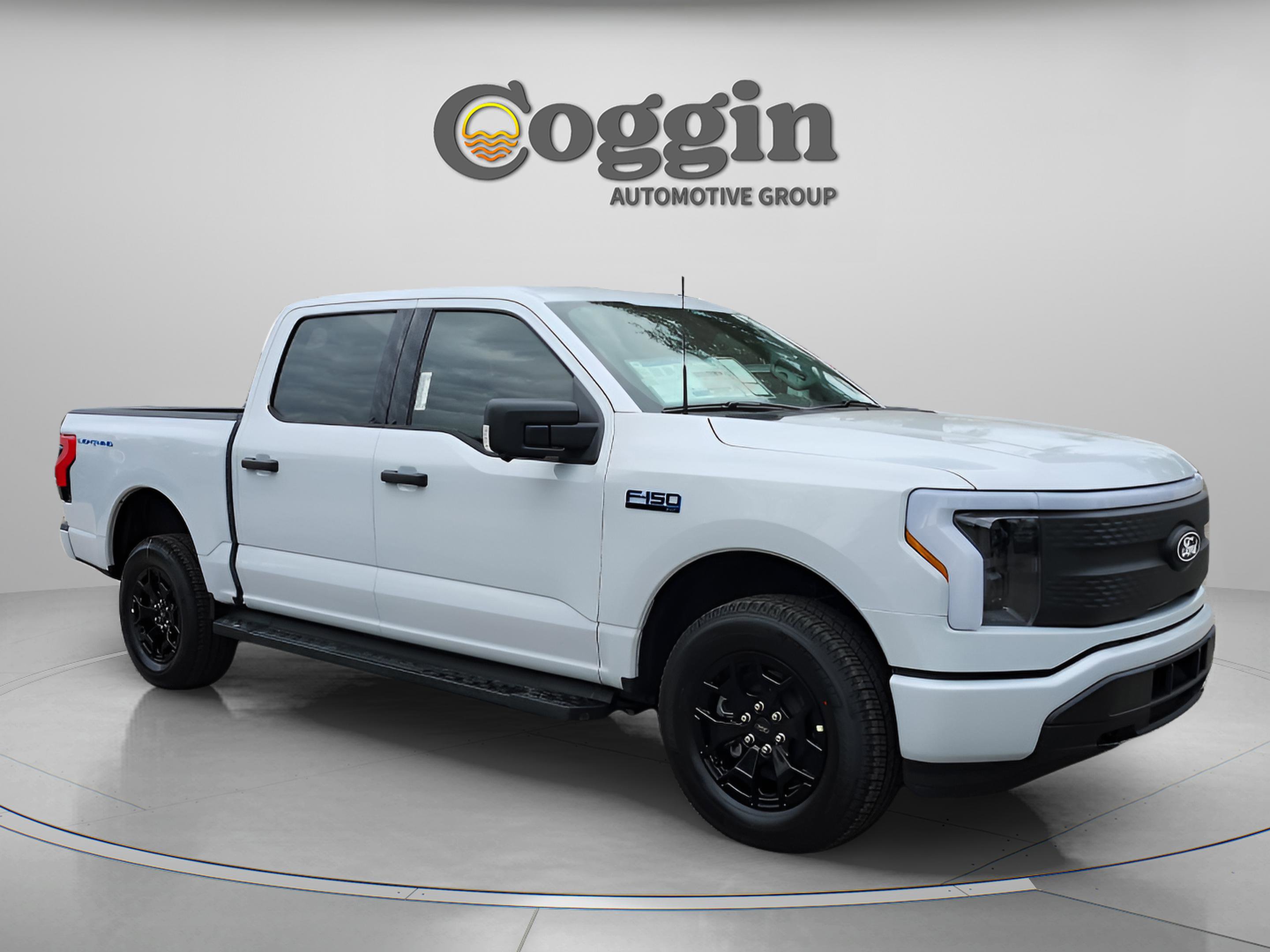 New 2025 Ford F150 Lightning XLT image 7