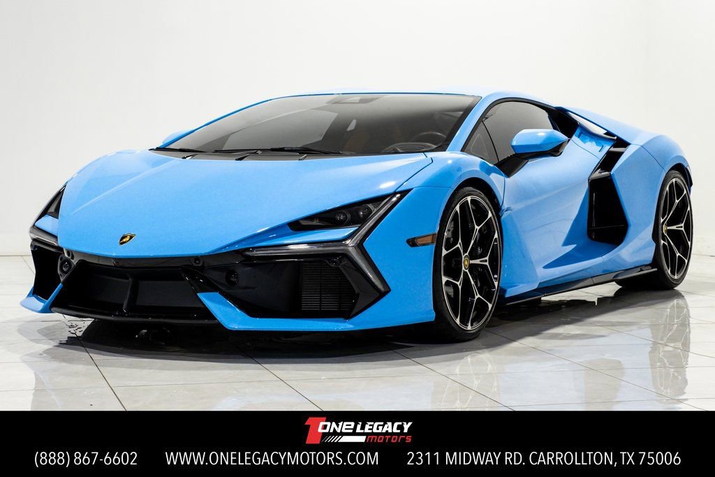 Used 2024 Lamborghini Revuelto image 1