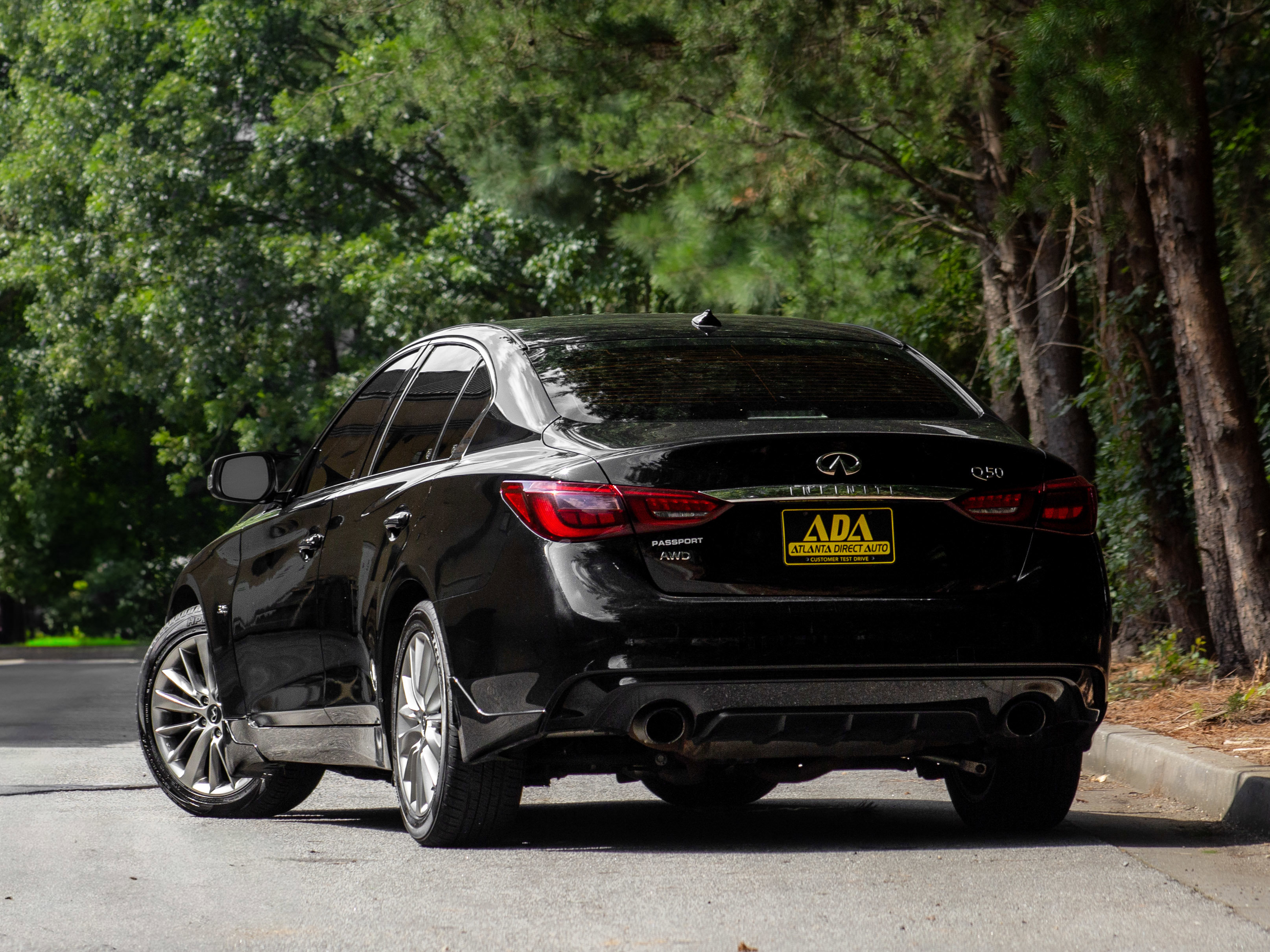 Used 2019 INFINITI Q50 Luxe w/ Essential Package (3.0T Luxe) image 3