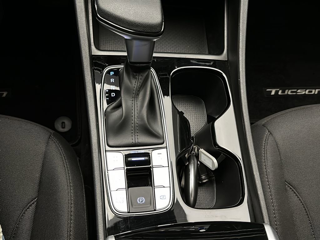 Certified 2025 Hyundai Tucson SE image 25