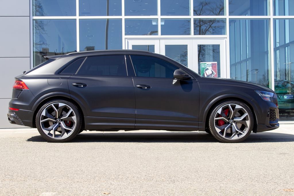 Used 2024 Audi RS Q8 AWD/4WD image 4