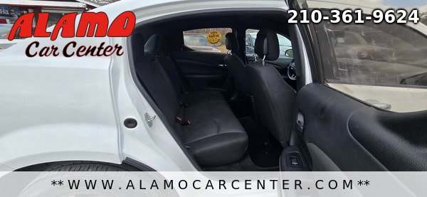 Used 2013 Dodge Avenger SE image 18