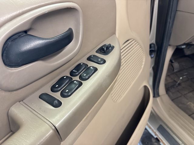 Used 2001 Ford F150 XLT AWD/4WD image 18