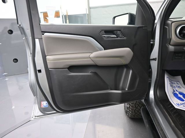 New 2026 Chevrolet Colorado ZR2 w/ Technology Package image 9