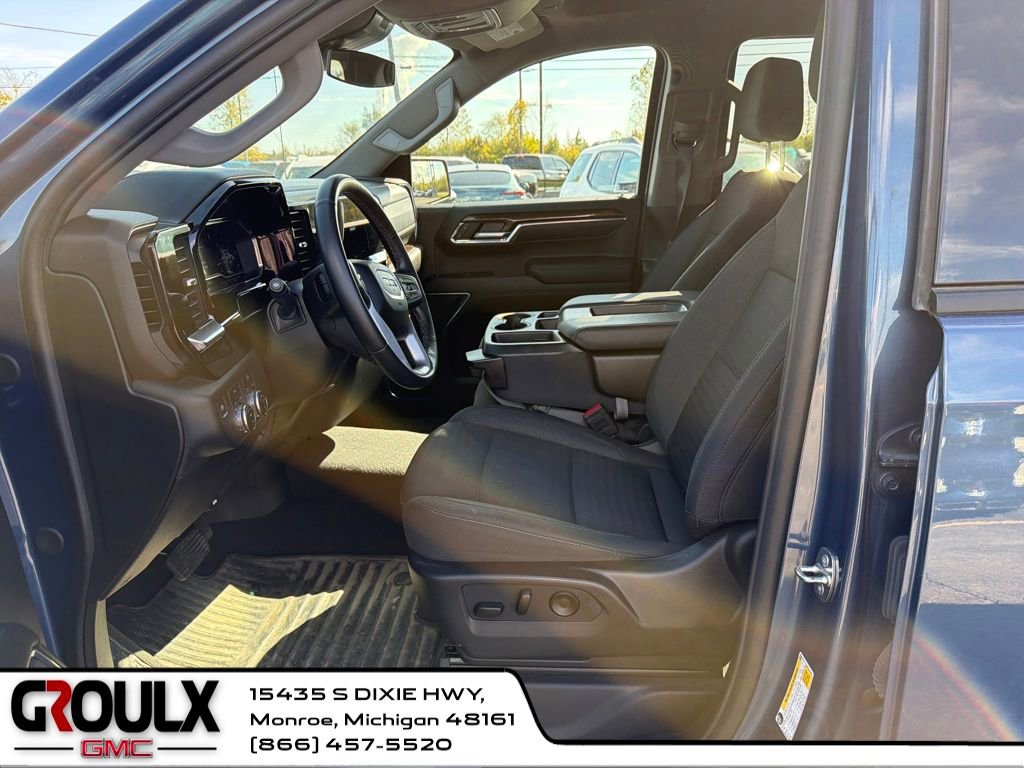 Used 2024 GMC Sierra 1500 Elevation image 10