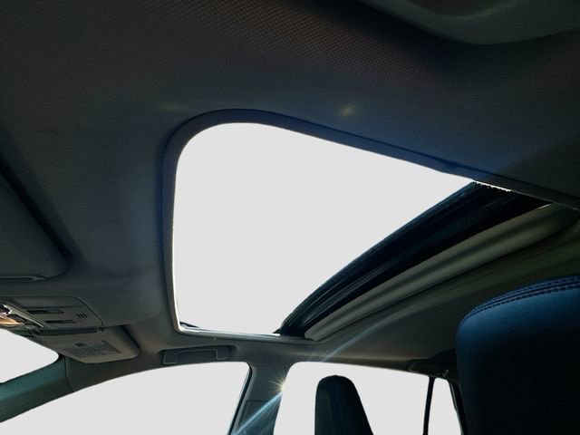 Used 2013 Toyota RAV4 Limited AWD/4WD image 22