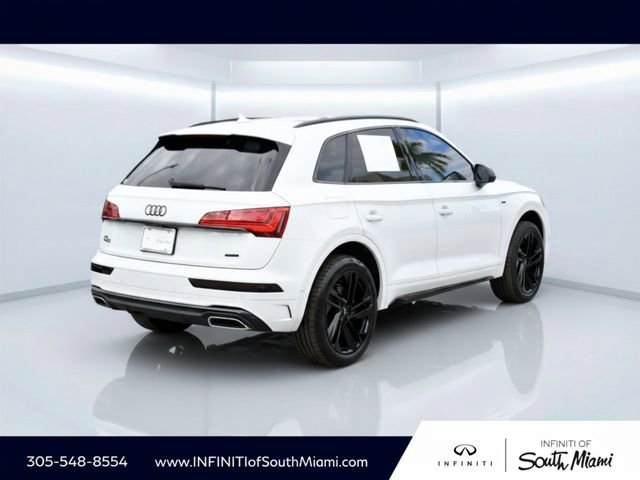 Used 2021 Audi Q5 e Prestige w/ Prestige Package image 4
