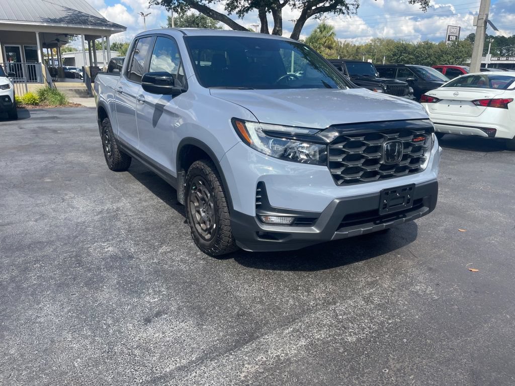 Used 2025 Honda Ridgeline TrailSport+ image 8