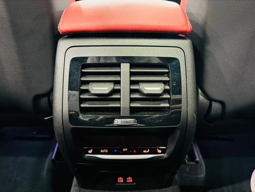 Used 2023 BMW X4 M image 32